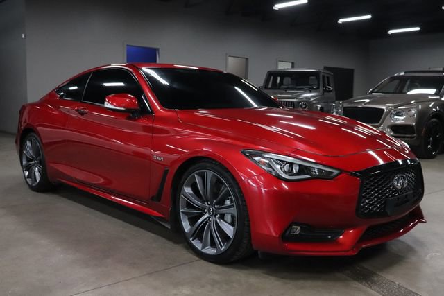 Used 2018 INFINITI Q60 Red Sport 400 w/ Sensory Package 3.0T Sport RWD image 7