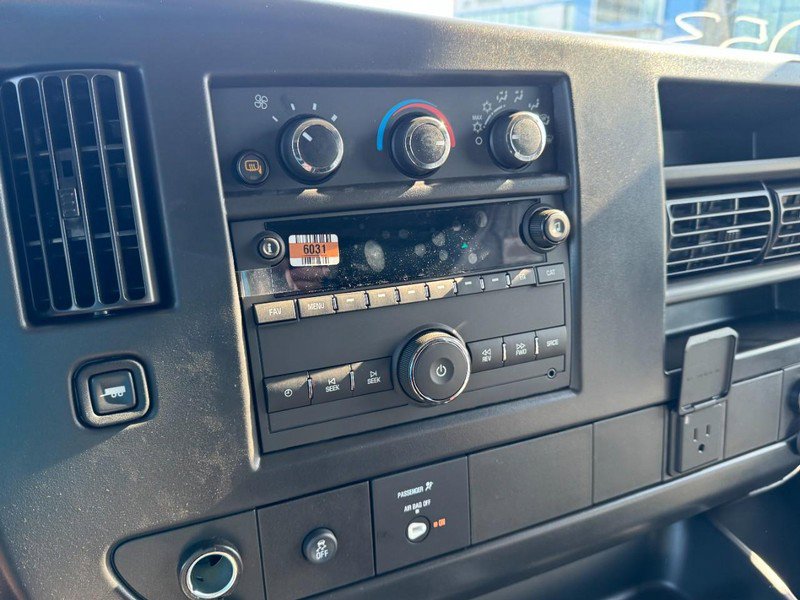 New 2026 Chevrolet Express 2500 RWD image 33