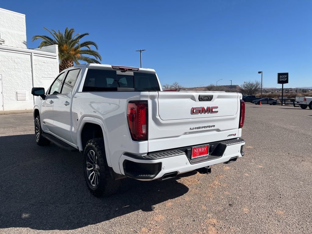 Used 2022 GMC Sierra 1500 AT4 w/ AT4 Premium Package image 7