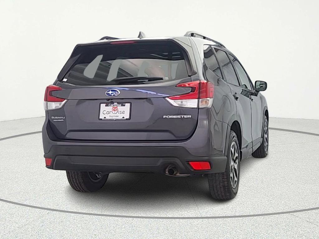 Used 2022 Subaru Forester Premium image 7