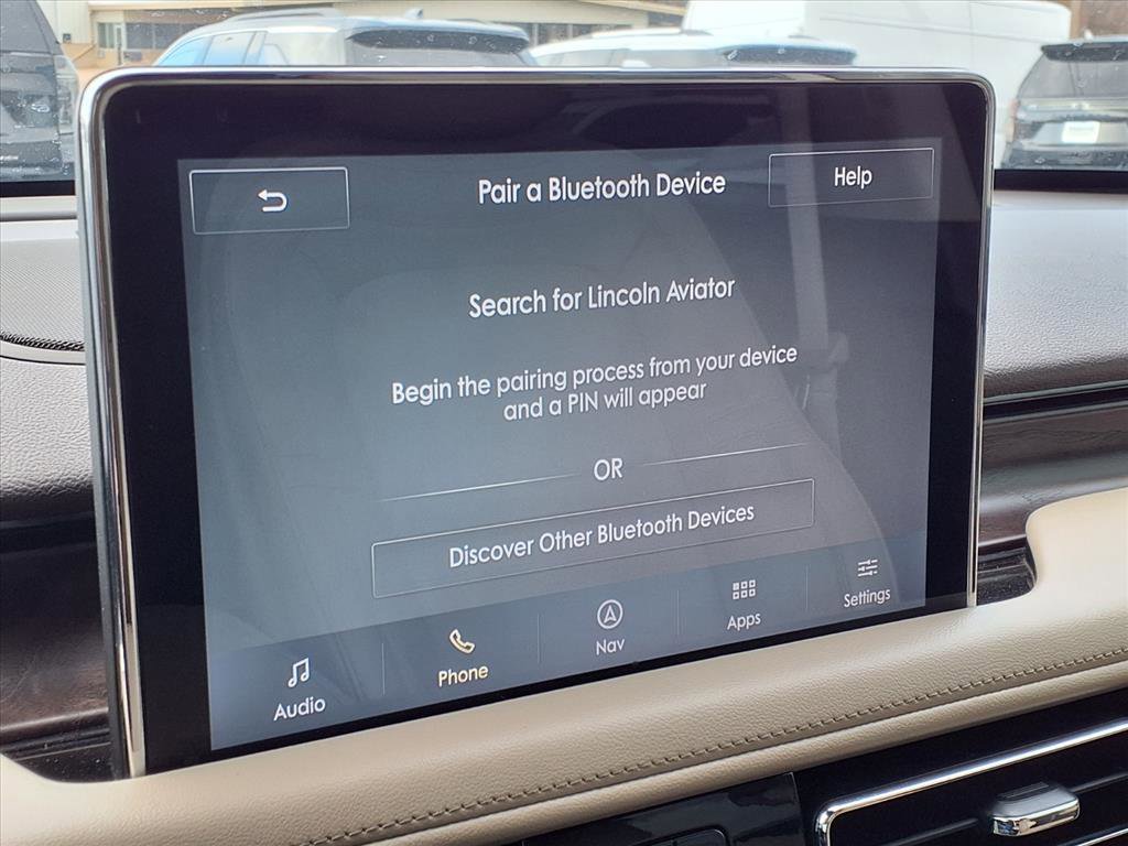 Used 2020 Lincoln Aviator Reserve w/ Equipment Group 201A image 6