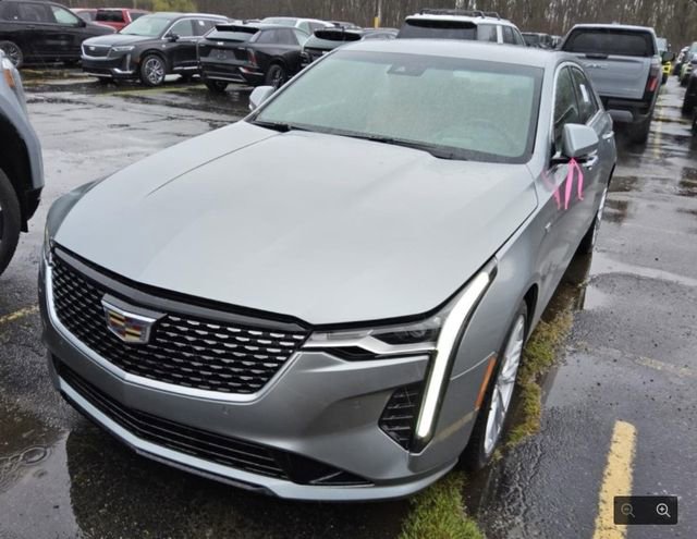 Used 2024 Cadillac CT4 Premium Luxury image 2