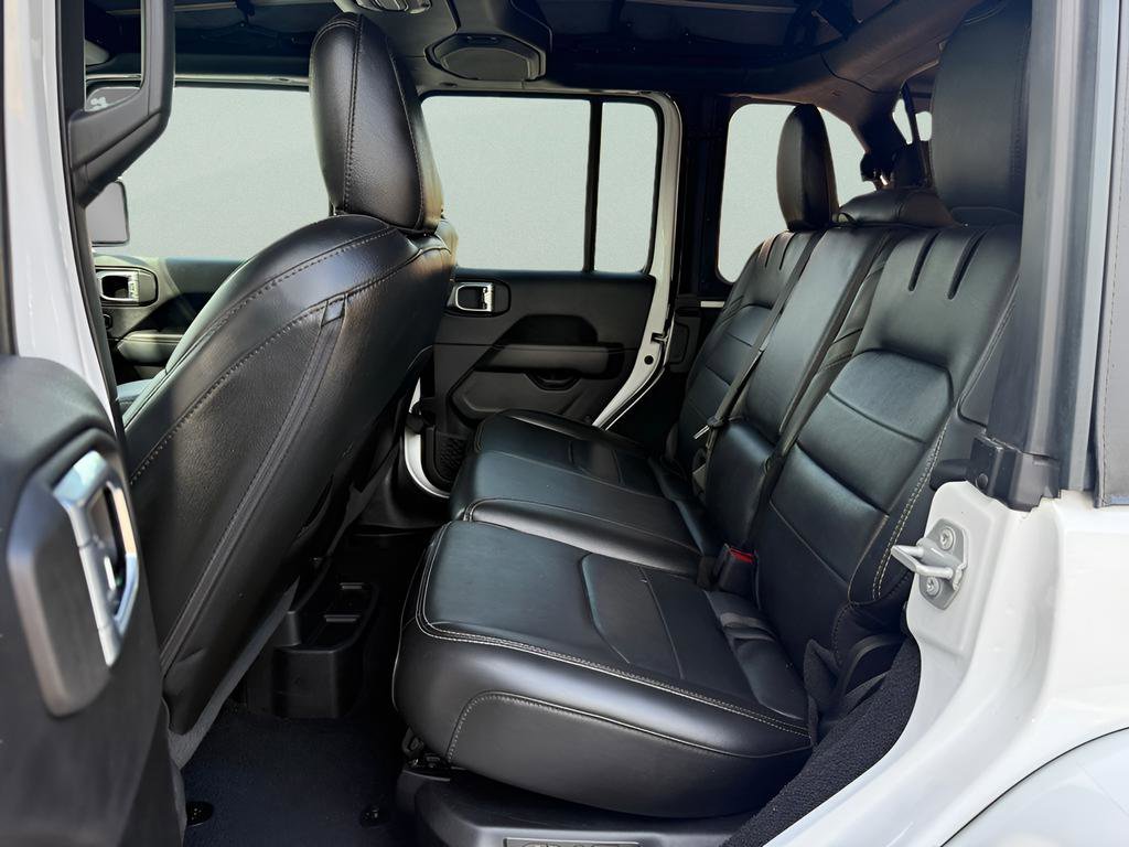 Used 2022 Jeep Wrangler Unlimited Sahara image 11
