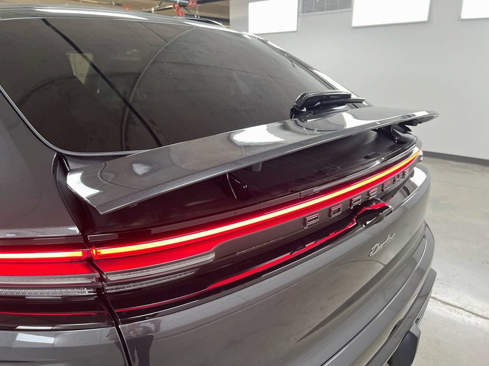 New 2026 Porsche Macan Turbo Electric AWD/4WD image 36