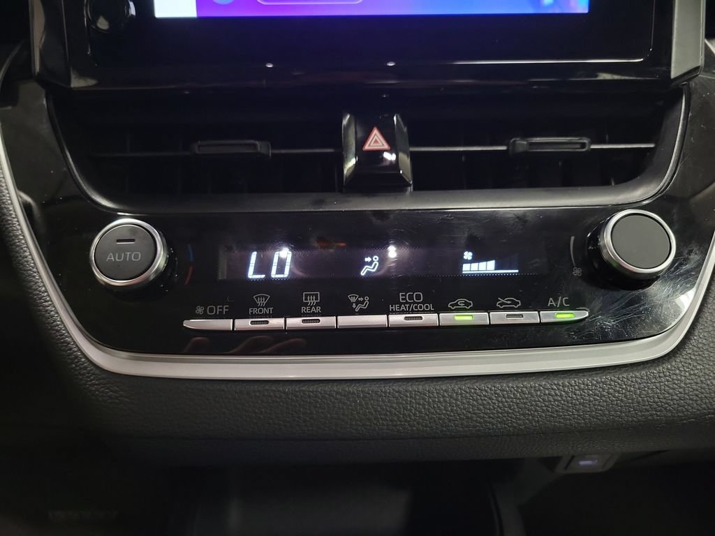 Used 2025 Toyota Corolla LE FWD image 19