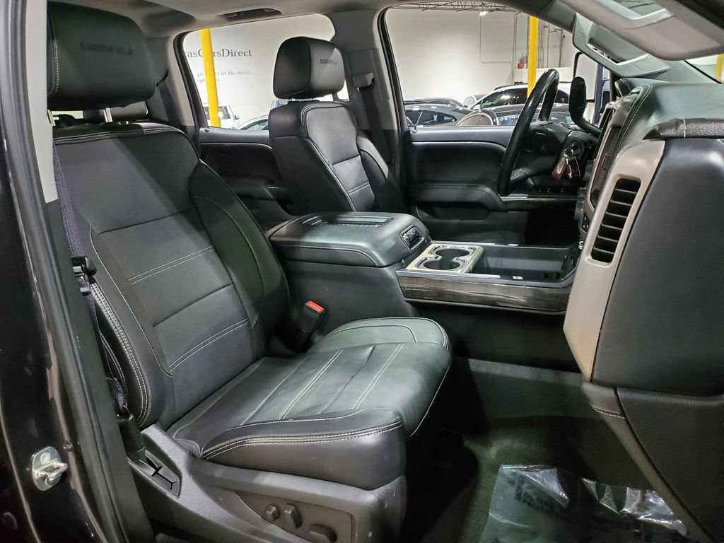 Used 2016 GMC Sierra 1500 Denali w/ Denali Ultimate Package AWD/4WD image 13