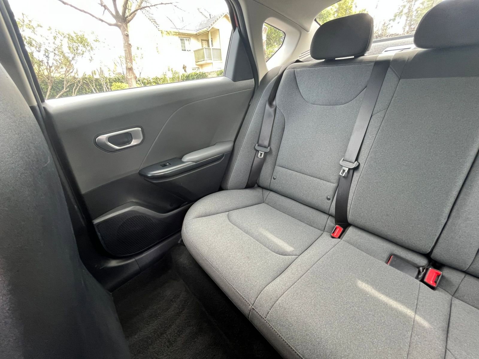 Used 2025 Kia K4 LXS image 38