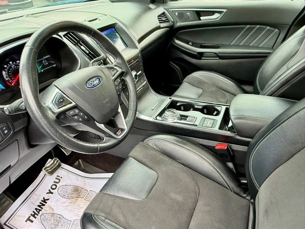Used 2019 Ford Edge ST w/ Equipment Group 401A AWD/4WD image 2