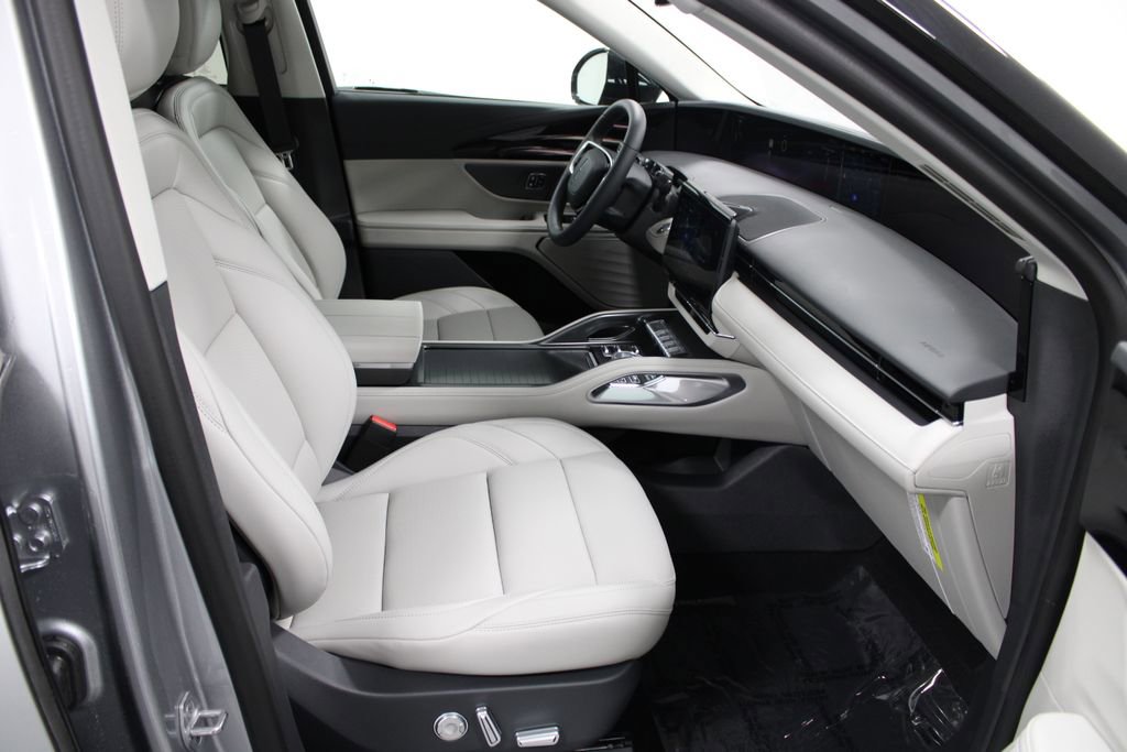 New 2026 Lincoln Nautilus Premier image 28