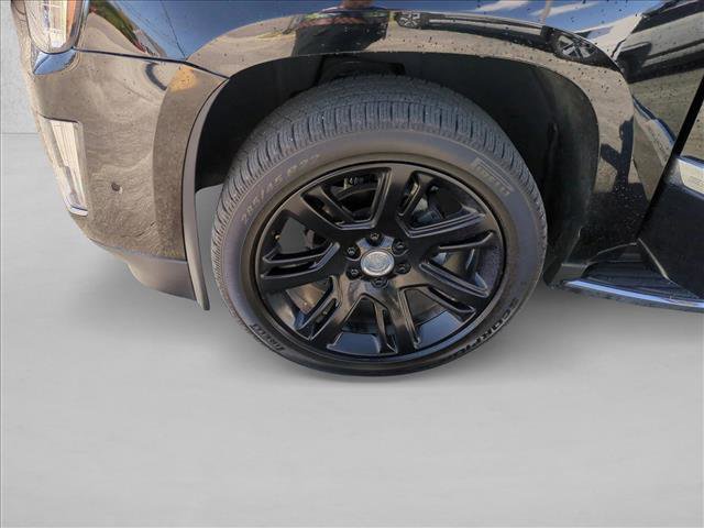 Used 2018 Cadillac Escalade ESV Luxury image 25