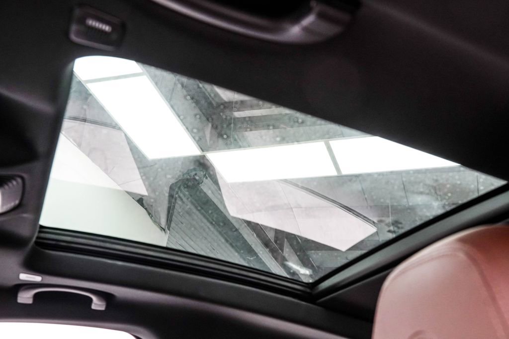 Used 2023 Alfa Romeo Stelvio Ti image 19