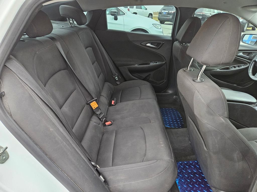 Used 2019 Chevrolet Malibu RS w/ LPO, Convenience Package 1 image 31