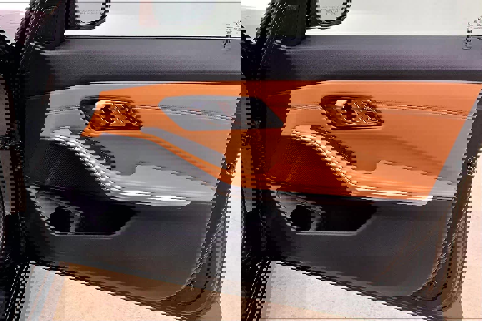 Used 2019 BMW 330i Sedan w/ M Sport Package image 27