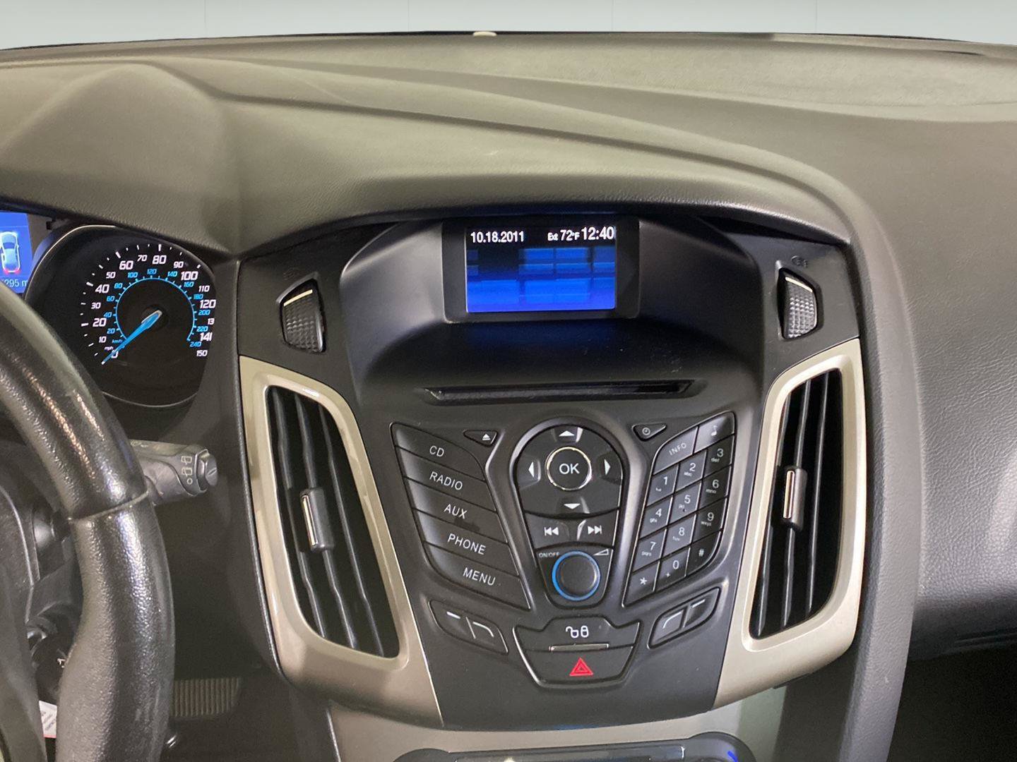 Used 2012 Ford Focus SEL FWD image 20