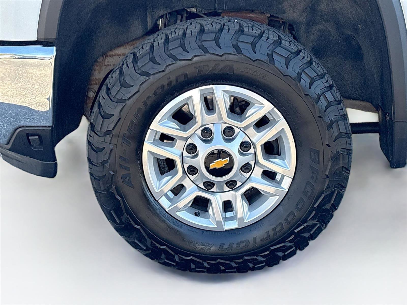 Used 2024 Chevrolet Silverado 2500 LTZ w/ LTZ Plus Package image 36