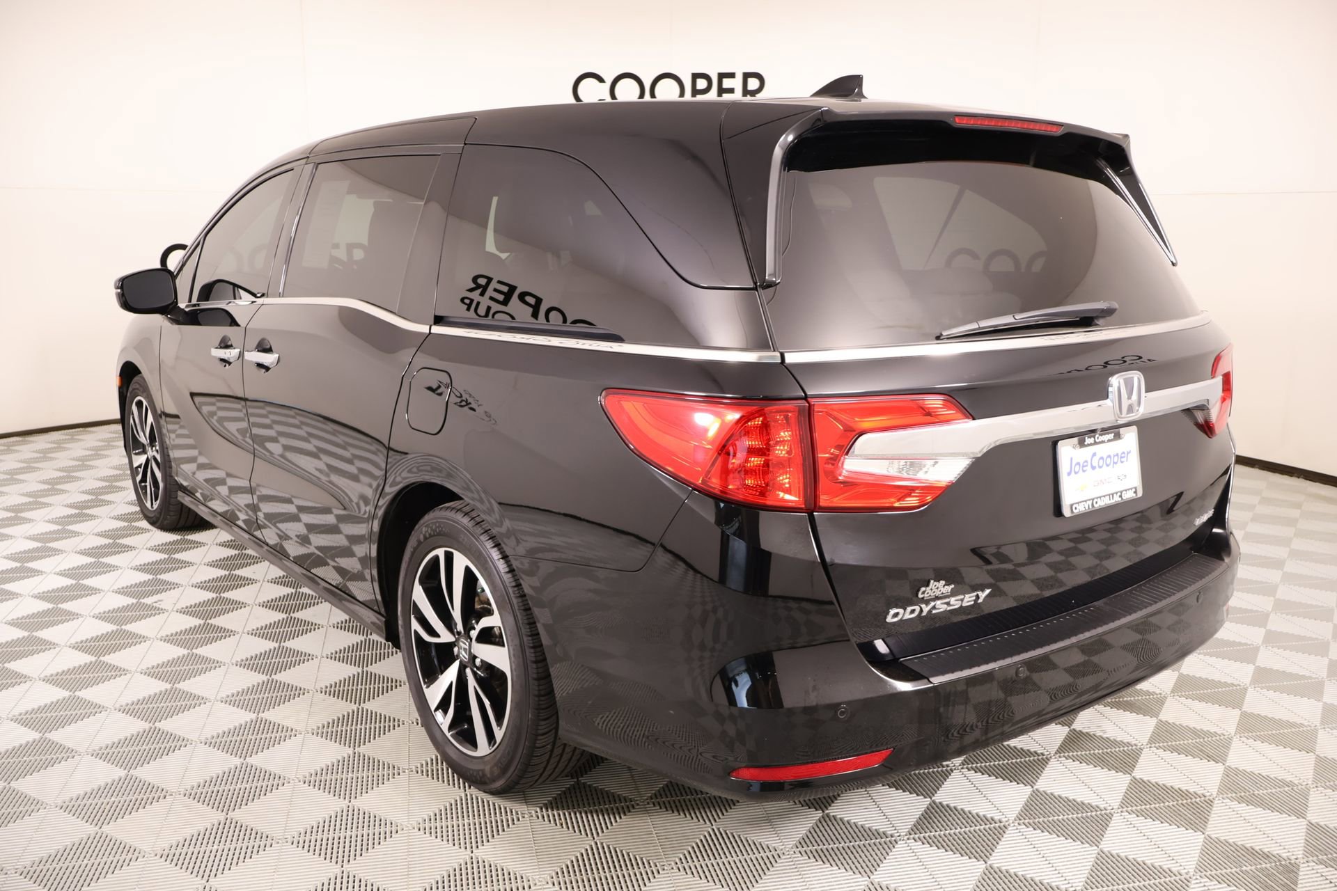 Used 2020 Honda Odyssey Elite image 25