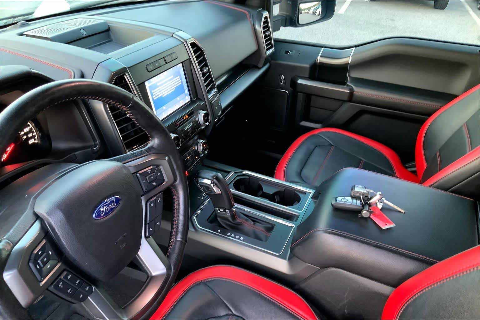 Used 2019 Ford F150 Lariat w/ Equipment Group 502A Luxury AWD/4WD image 16