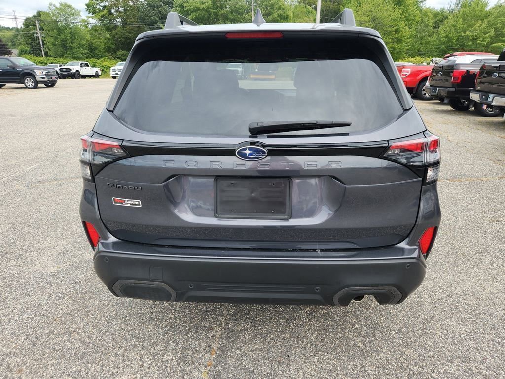 Used 2025 Subaru Forester Limited image 6