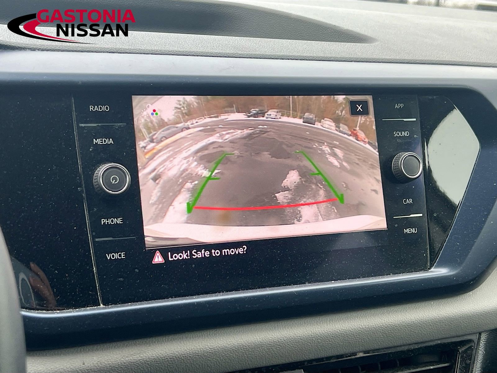 Used 2022 Volkswagen Taos SE image 17