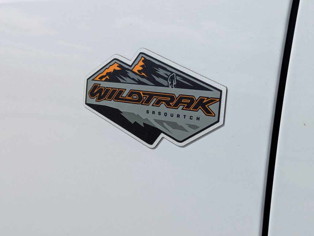 Used 2023 Ford Bronco Wildtrak image 7