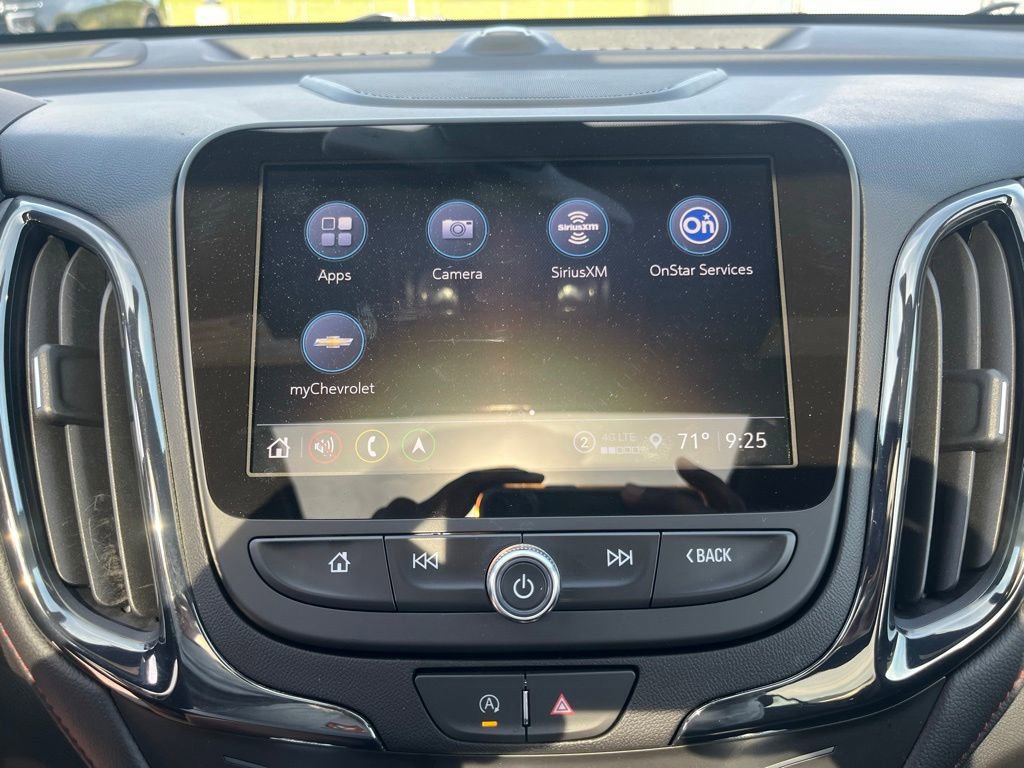 Used 2023 Chevrolet Equinox RS w/ RS Leather Package AWD/4WD image 17