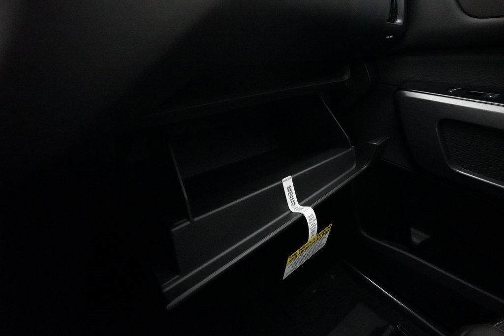 Used 2025 Nissan Pathfinder SL image 31