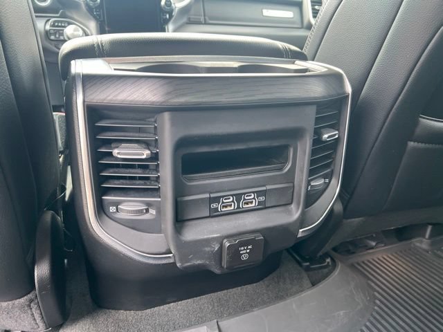Used 2023 RAM 1500 Laramie AWD/4WD image 25