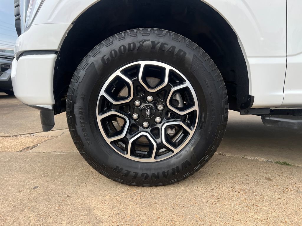 Used 2023 Ford F150 XLT w/ Equipment Group 302A High AWD/4WD image 25