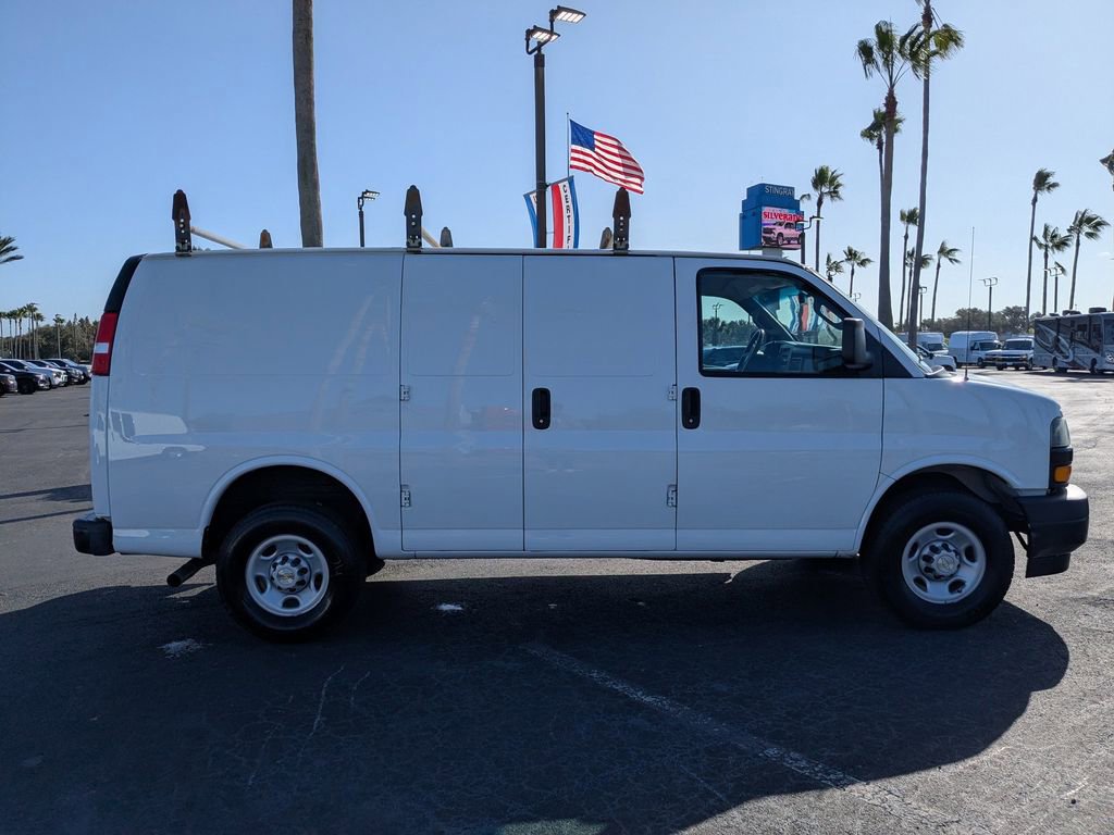 Used 2022 Chevrolet Express 2500 w/ Driver Convenience Package image 3