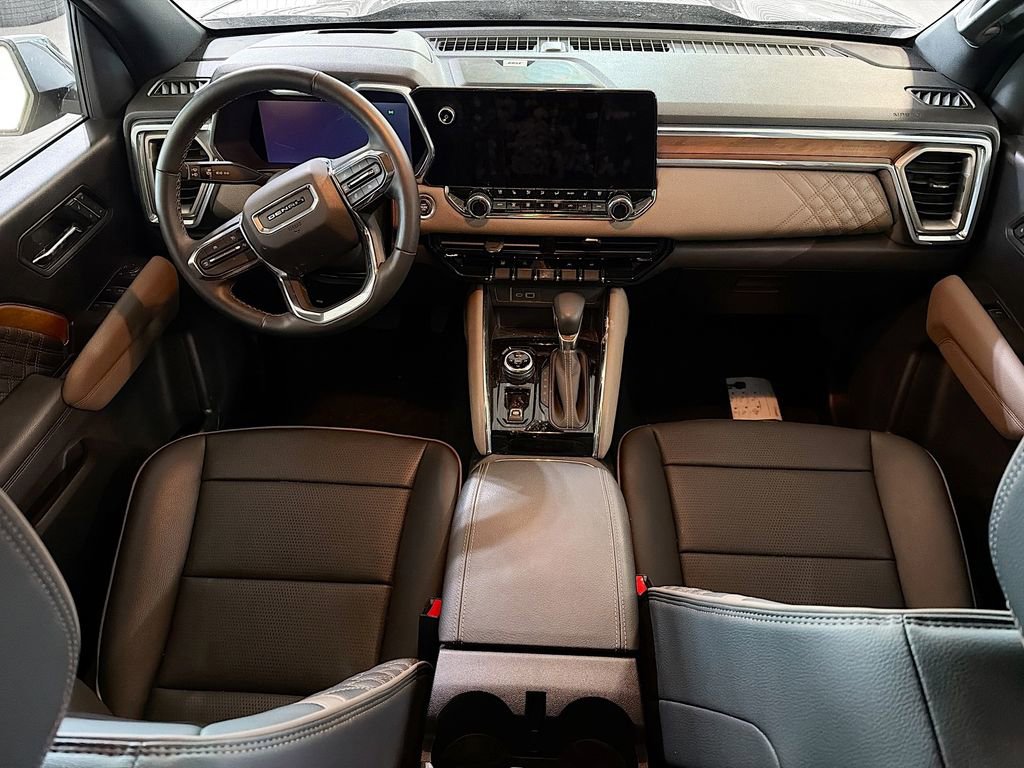 Used 2023 GMC Canyon Denali AWD/4WD image 10