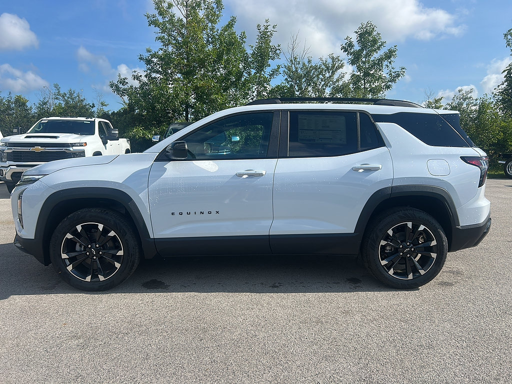 New 2027 Chevrolet Equinox RS FWD image 3