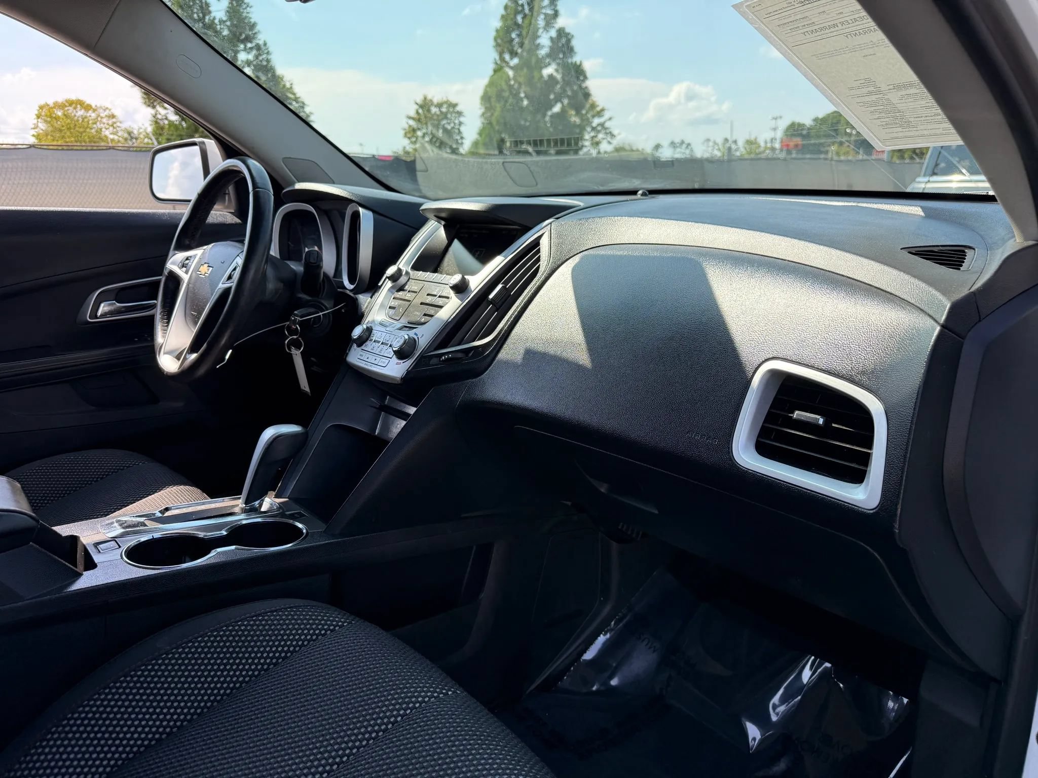 Used 2015 Chevrolet Equinox LT w/ Driver Convenience Package AWD/4WD image 19