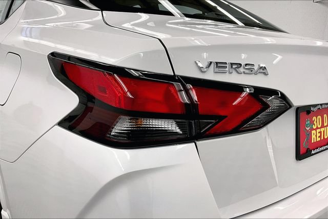 New 2025 Nissan Versa SV w/ Trunk Package FWD image 18