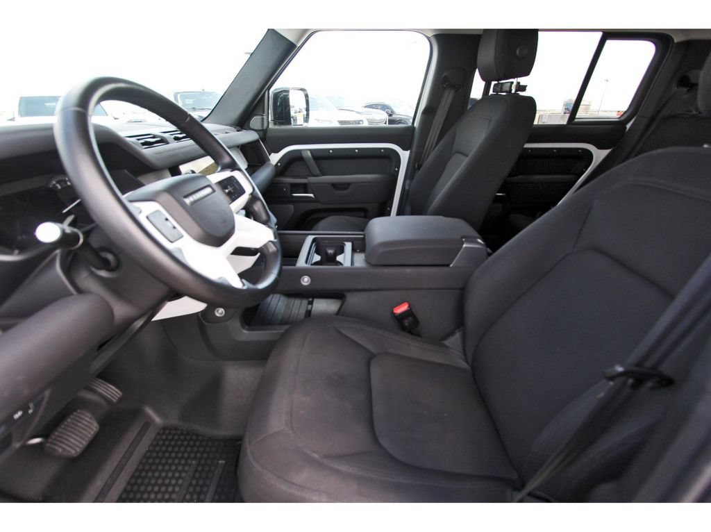 Used 2023 Land Rover Defender 110 AWD/4WD image 6