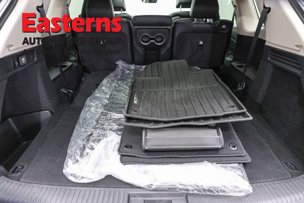 Used 2023 Acura MDX SH-AWD w/ Technology Package image 24