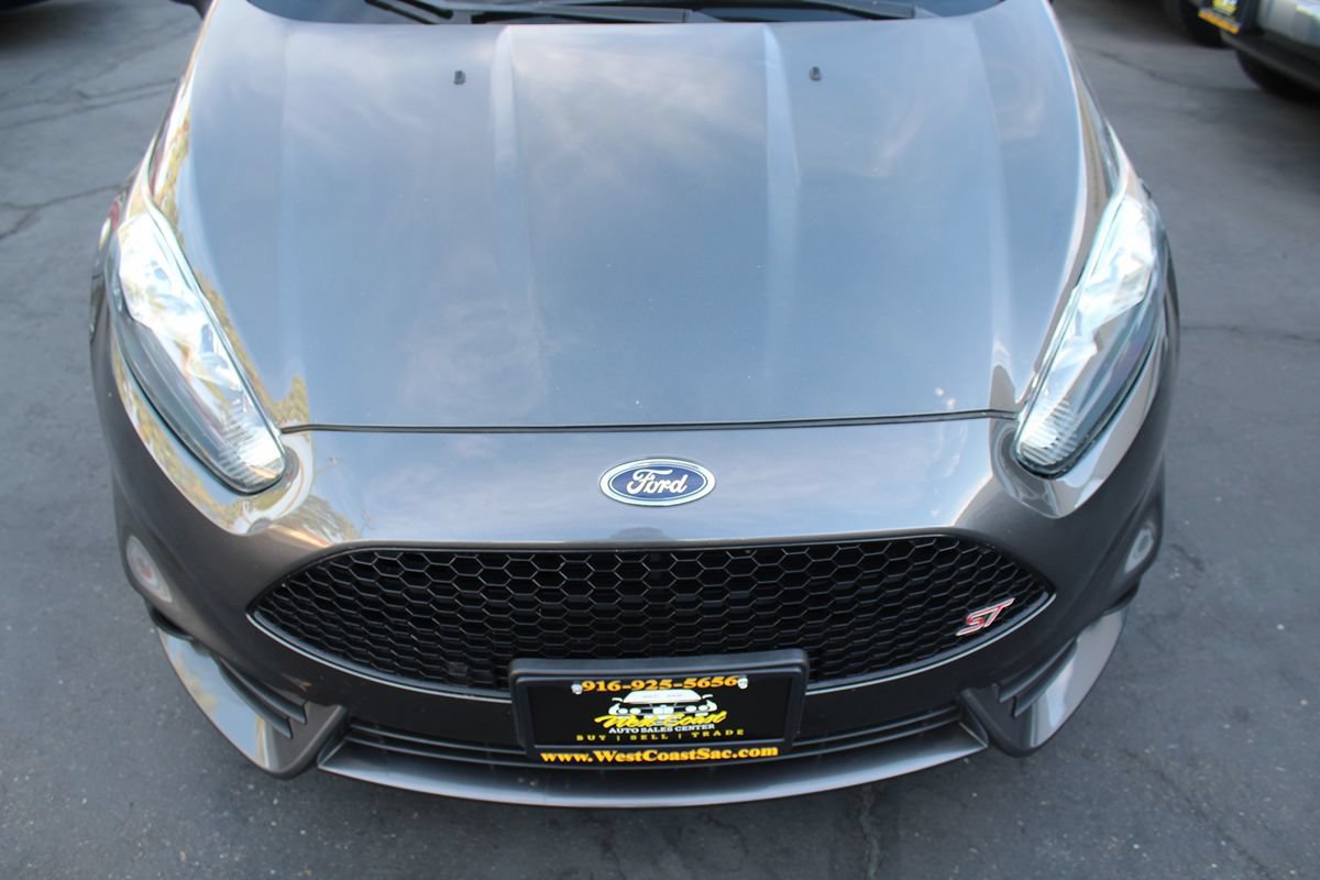 Used 2017 Ford Fiesta ST FWD image 9