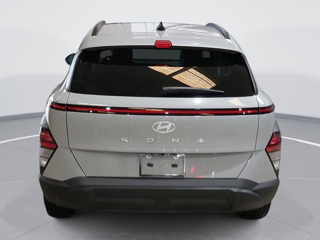 Certified 2025 Hyundai Kona SEL FWD image 6