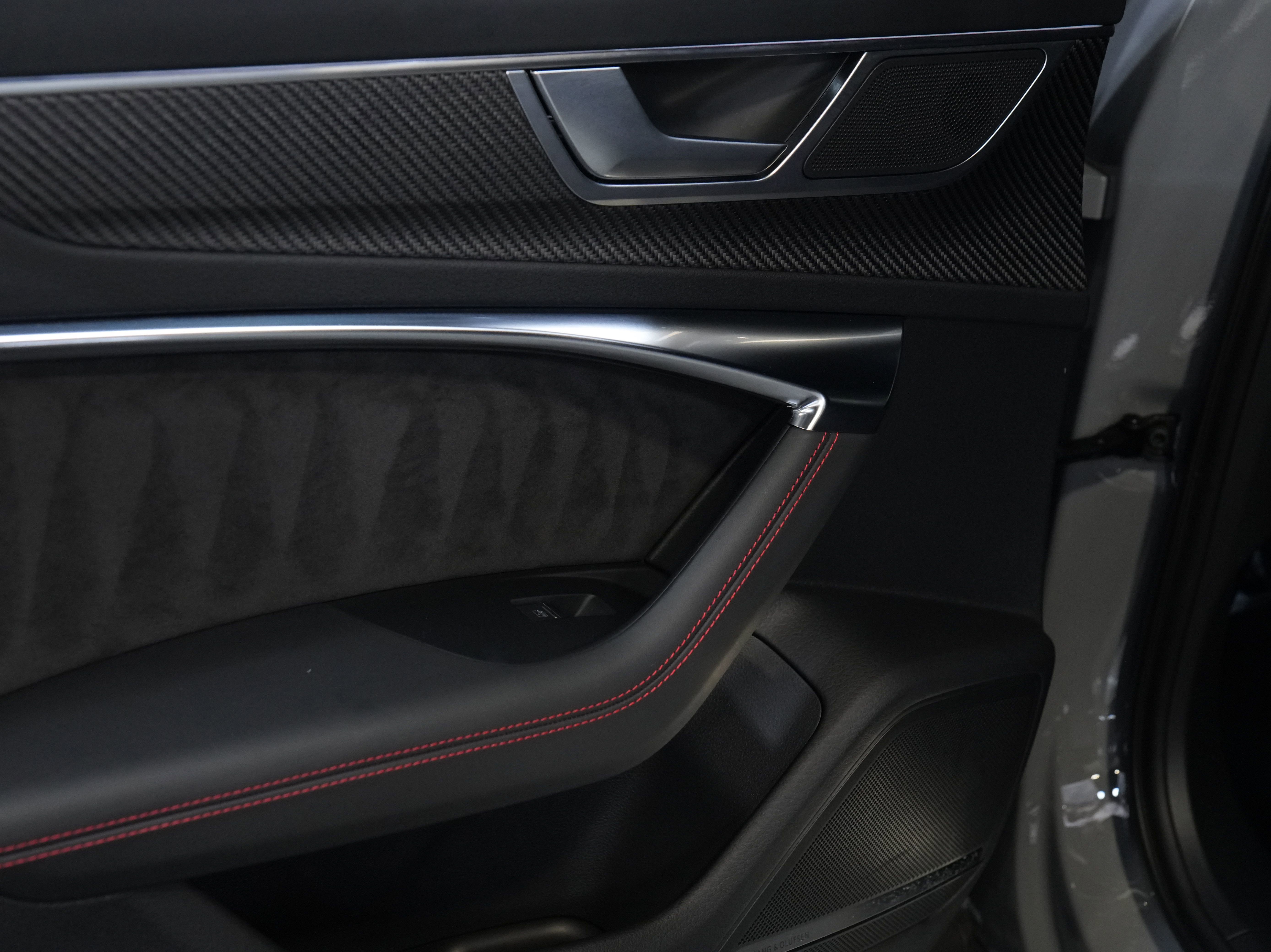 Used 2021 Audi RS 6 image 29