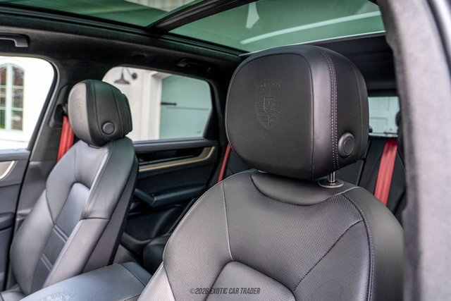 Used 2024 Porsche Cayenne S image 30