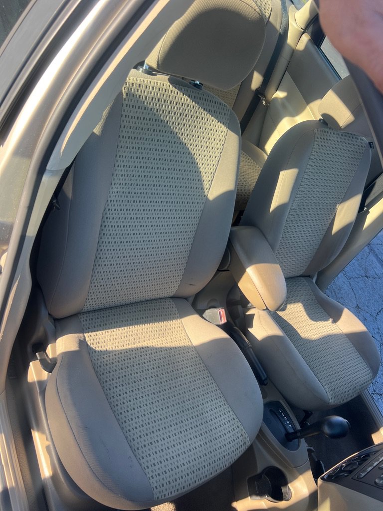 Used 2006 Ford Focus ZX4 Sedan FWD image 19