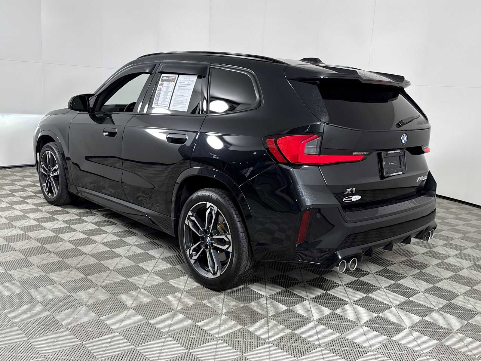 Used 2024 BMW X1 M35i w/ Premium Package image 6