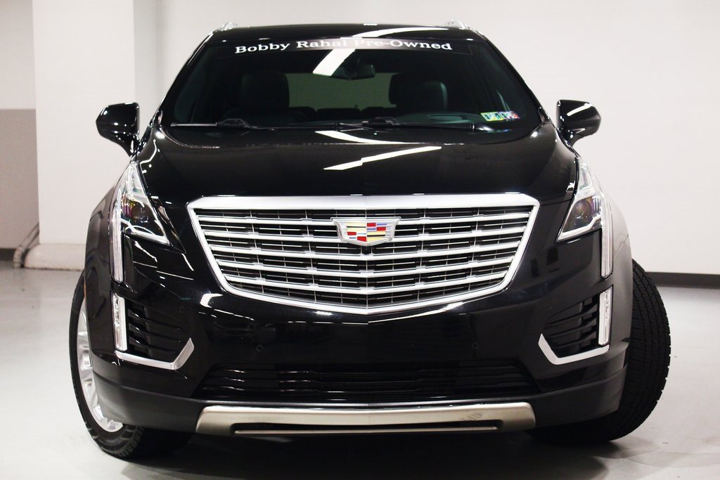 Used 2017 Cadillac XT5 Platinum image 3