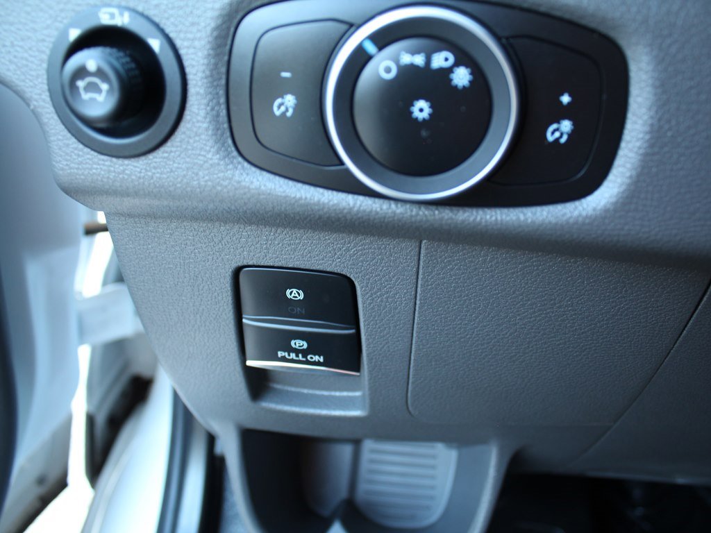 Used 2022 Ford Transit 250 Medium Roof image 23