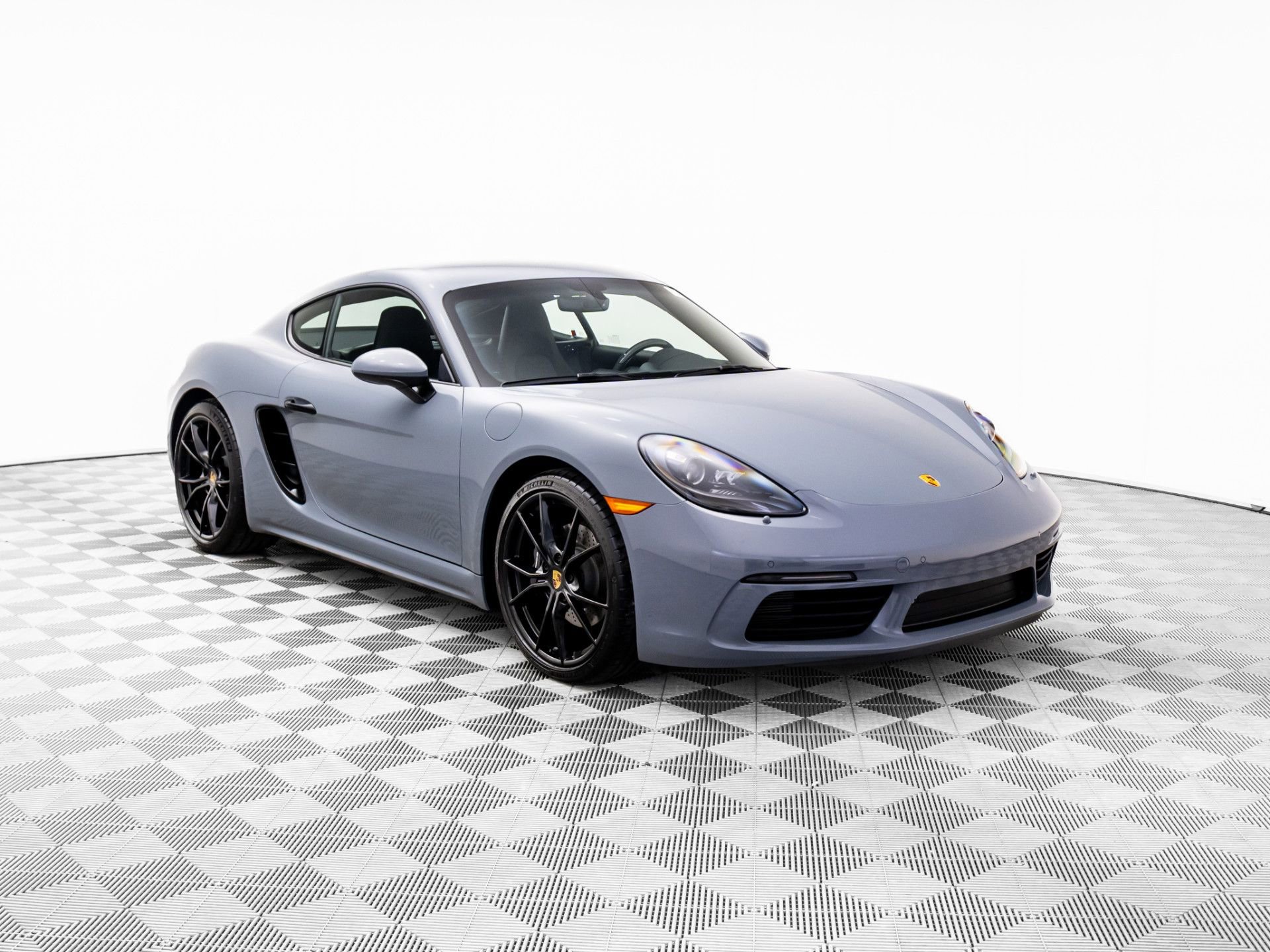 Certified 2024 Porsche 718 Cayman image 6