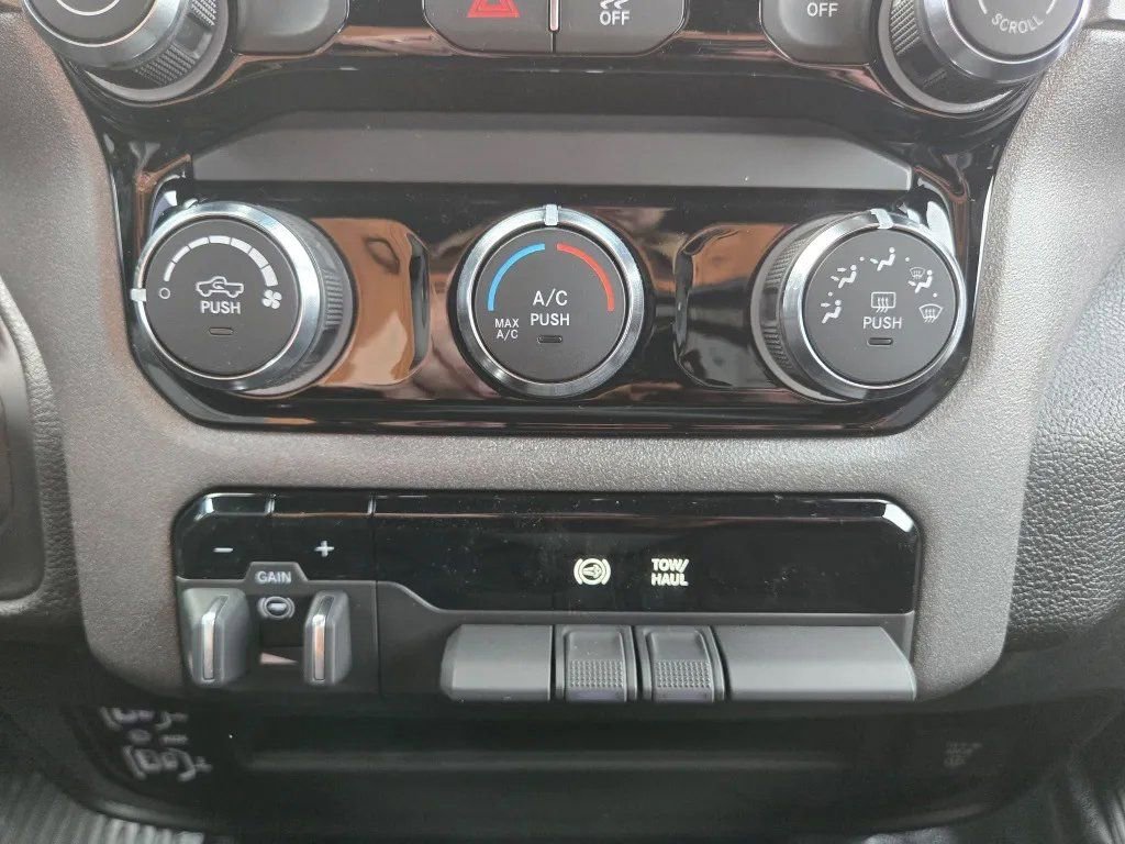 New 2026 RAM 3500 Tradesman w/ Chrome Appearance Group A AWD/4WD image 27