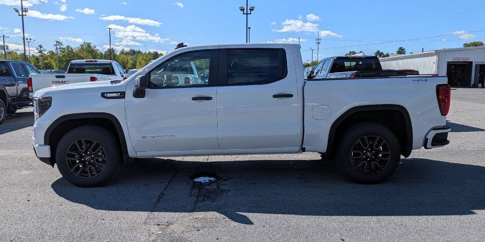 New 2026 GMC Sierra 1500 Pro w/ Graphite Edition AWD/4WD image 6