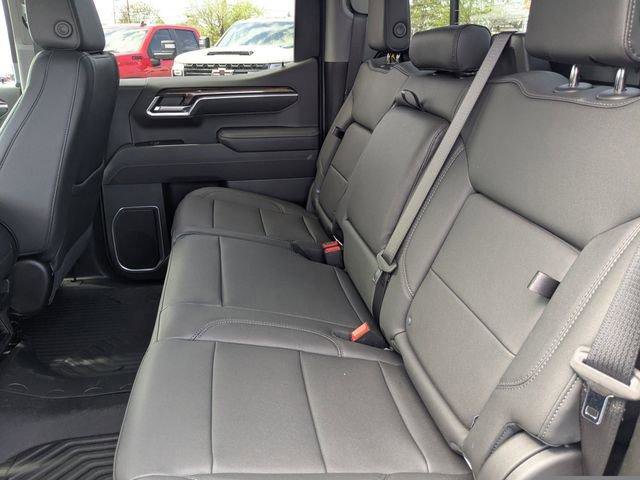 New 2026 Chevrolet Silverado 1500 LT w/ Z71 Off-Road Package AWD/4WD image 16