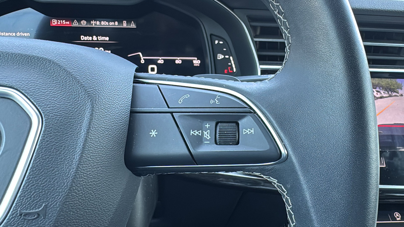 Used 2025 Audi Q7 3.0T Premium Plus image 25