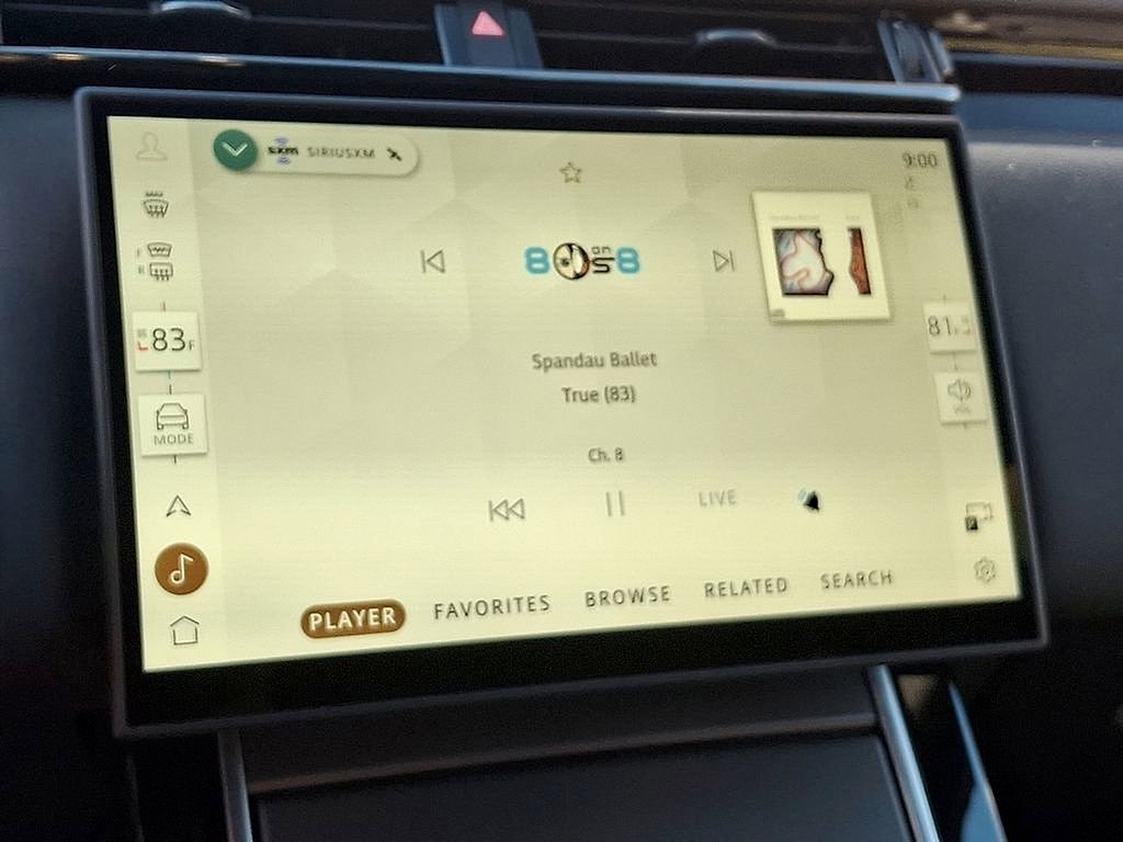 Used 2025 Land Rover Range Rover Velar Dynamic SE image 15