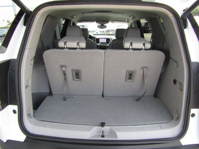 Used 2023 GMC Acadia SLT w/ Technology Package FWD image 39